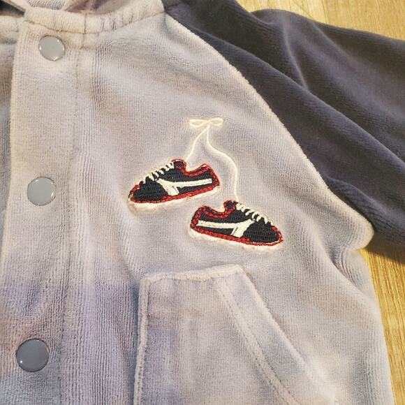 Starting out 6 months button up hoodie - Picture 3 of 7